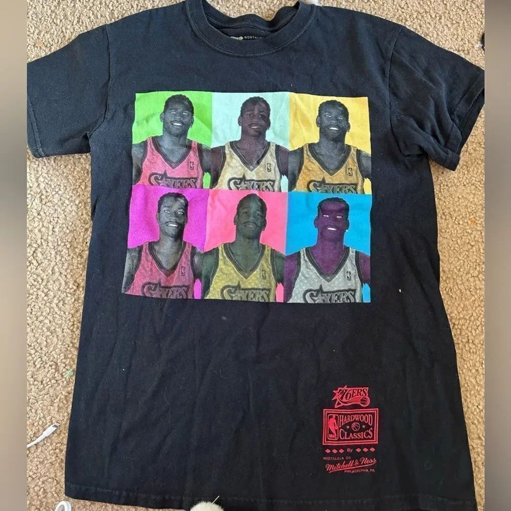 Allen Iverson Mitchell & Ness 76s NBA Tshirt